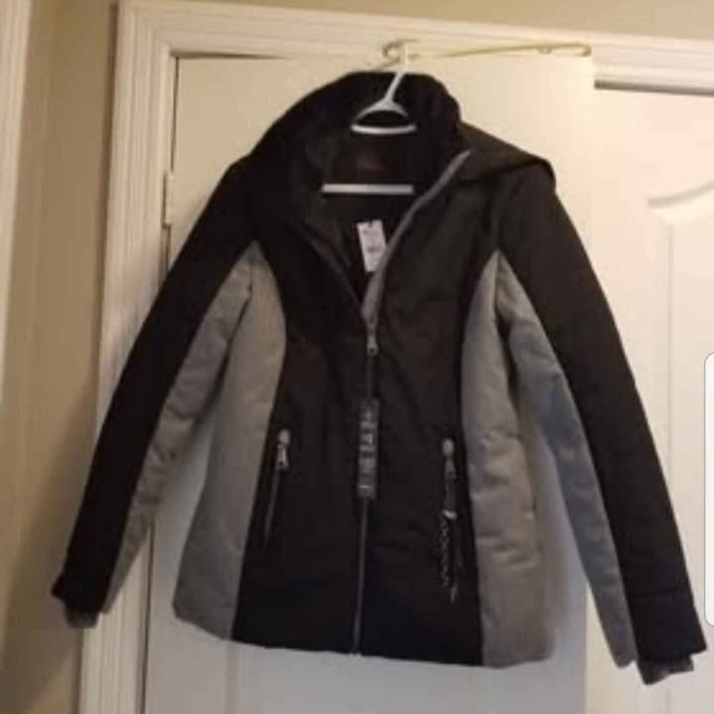 Obermeyer Women's Two-Tone Ski Jacket